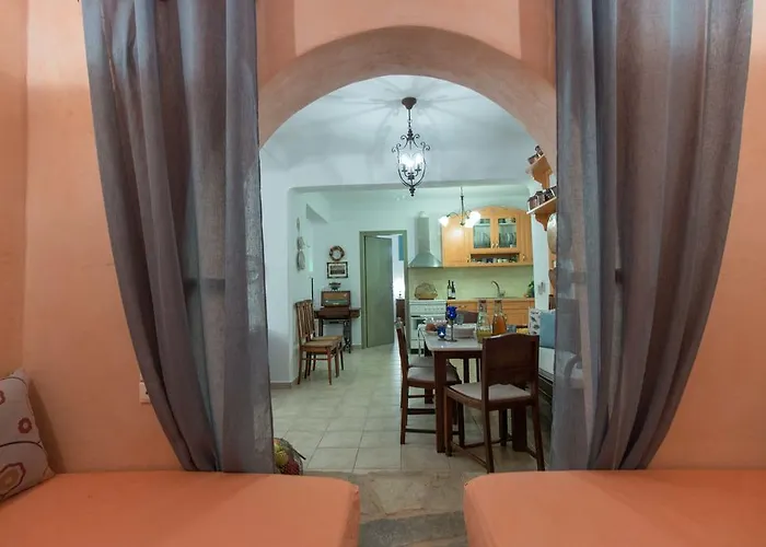 Alma Libre Feriehus Kastrákion